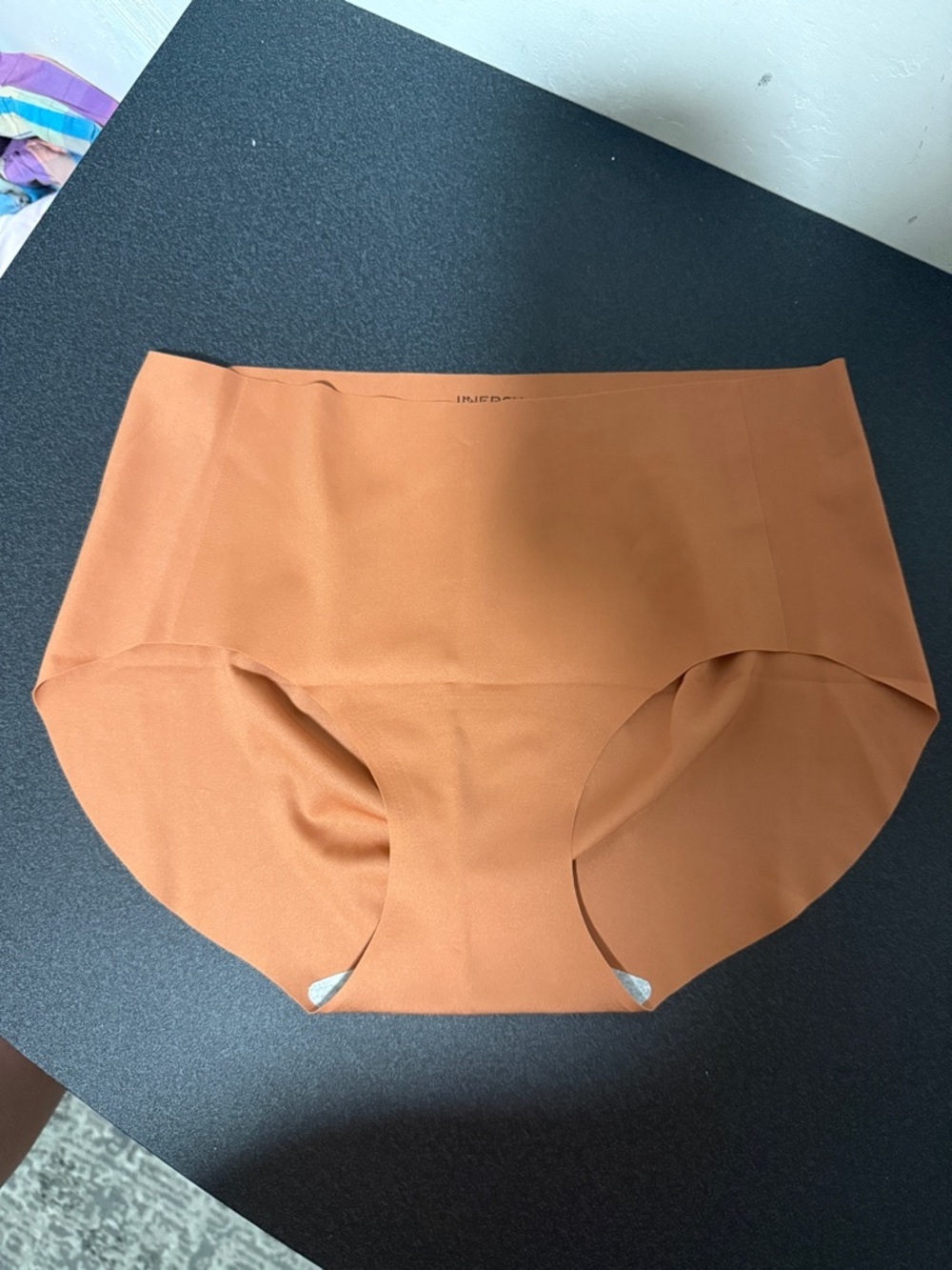 Seamless High-Waist Briefs in Rust